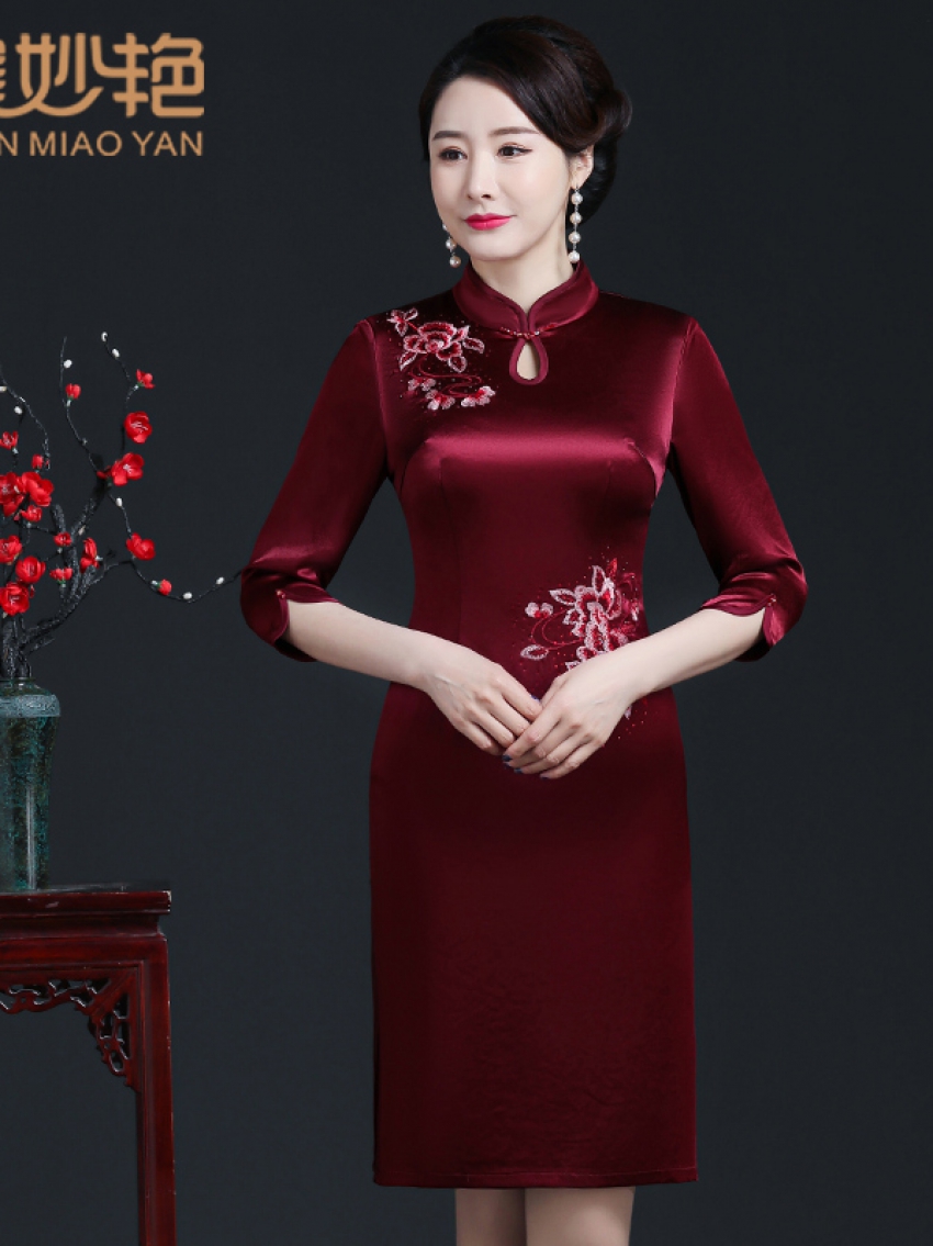 69268绣花改良旗袍裙