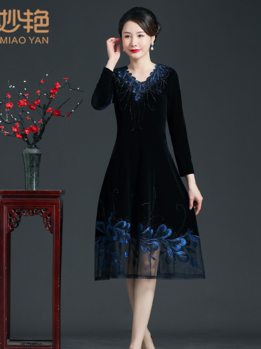 绣花金丝绒连衣裙(紫色)