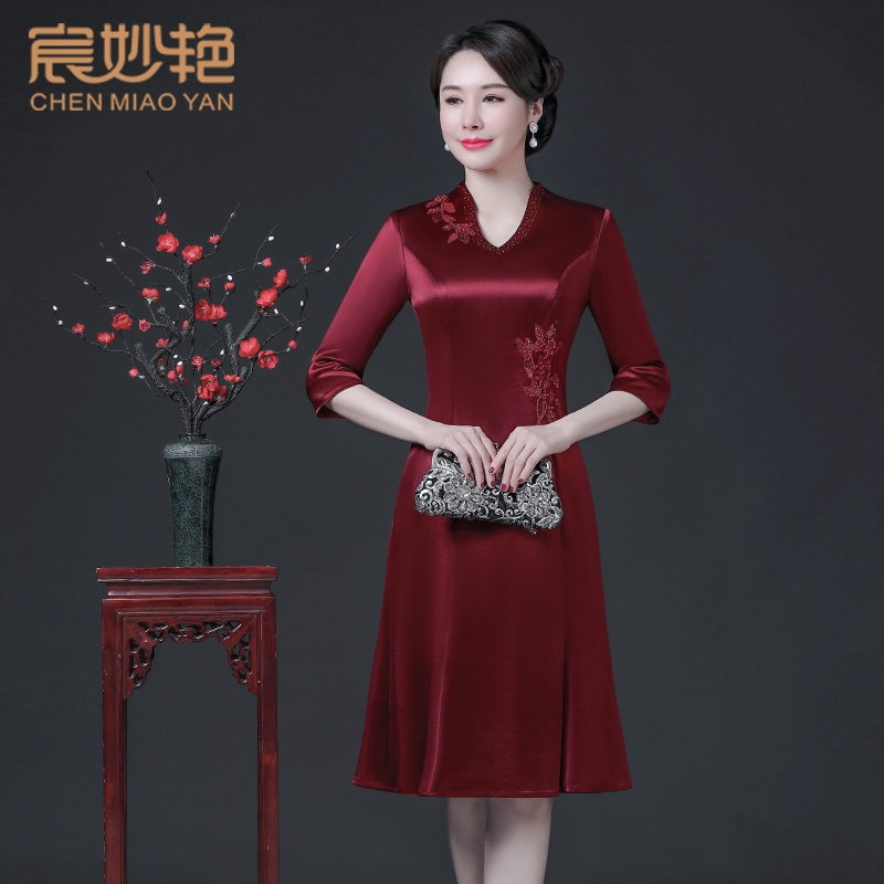 喜妈妈秋季醋酸缎时尚连衣裙